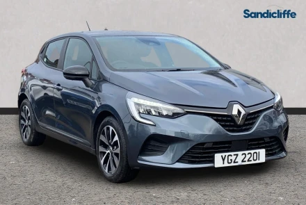 Renault Clio Listing Image