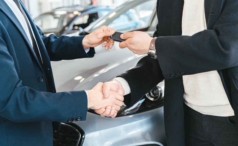 Should You Sell Your Car Before or After Buying a New One?