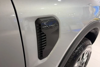 Vehicle Thumbnail 43