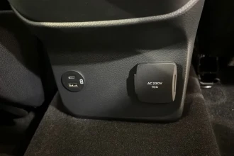 Vehicle Thumbnail 44