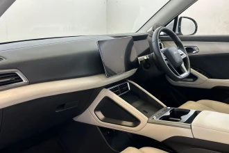 Vehicle Thumbnail 13