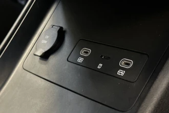 Vehicle Thumbnail 37