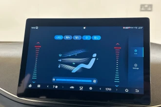 Vehicle Thumbnail 30