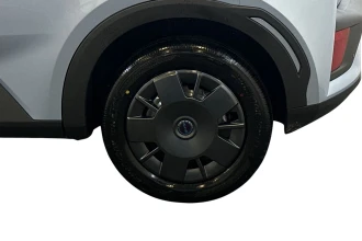 Vehicle Thumbnail 10