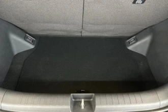 Vehicle Thumbnail 15