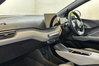 Vehicle Thumbnail 13