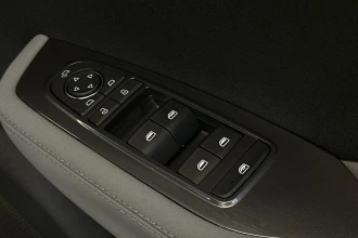 Vehicle Thumbnail 20