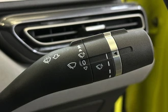 Vehicle Thumbnail 25