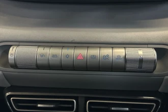 Vehicle Thumbnail 34