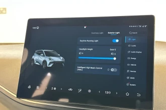 Vehicle Thumbnail 35