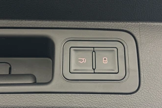 Vehicle Thumbnail 17