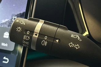 Vehicle Thumbnail 25