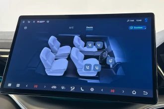 Vehicle Thumbnail 30