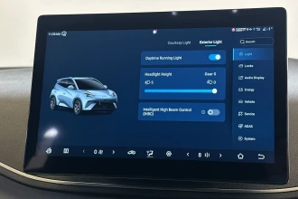 Vehicle Thumbnail 30