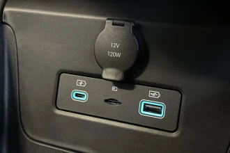 Vehicle Thumbnail 32