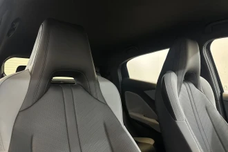 Vehicle Thumbnail 37