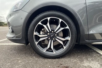 Vehicle Thumbnail 24