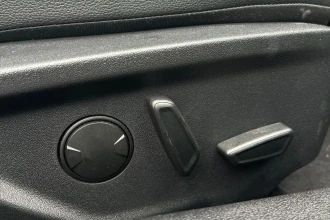 Vehicle Thumbnail 36