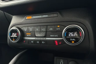 Vehicle Thumbnail 53