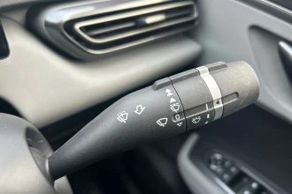 Vehicle Thumbnail 32