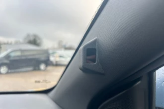 Vehicle Thumbnail 34