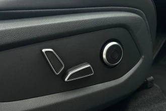 Vehicle Thumbnail 35