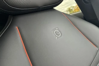 Vehicle Thumbnail 48