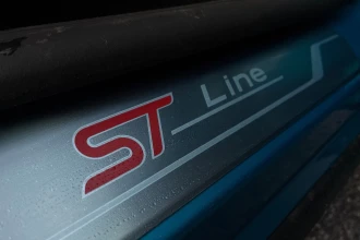 Vehicle Thumbnail 30