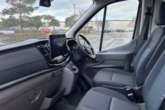 Vehicle Thumbnail 12