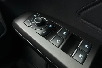 Vehicle Thumbnail 39