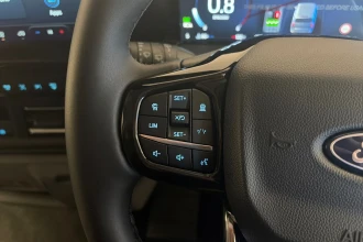 Vehicle Thumbnail 16