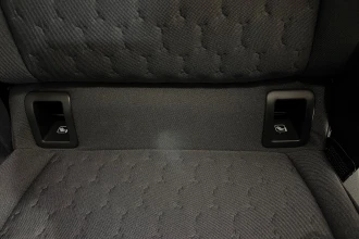 Vehicle Thumbnail 40