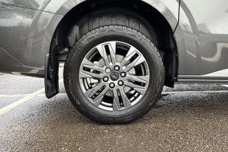 Vehicle Thumbnail 8