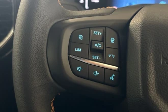Vehicle Thumbnail 28