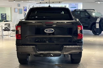 Vehicle Thumbnail 6