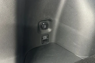 Vehicle Thumbnail 44