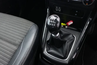 Vehicle Thumbnail 34