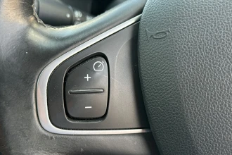 Vehicle Thumbnail 33