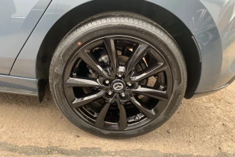 Vehicle Thumbnail 37
