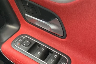 Vehicle Thumbnail 30