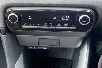 Vehicle Thumbnail 33