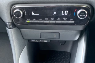 Vehicle Thumbnail 40