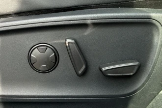 Vehicle Thumbnail 43
