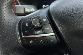 Vehicle Thumbnail 46