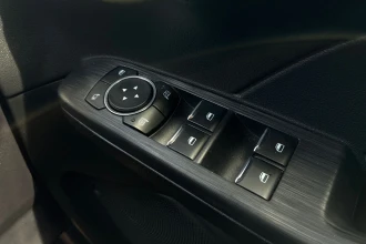 Vehicle Thumbnail 52