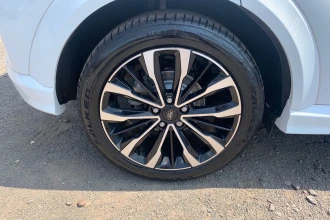 Vehicle Thumbnail 19