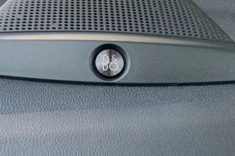 Vehicle Thumbnail 30