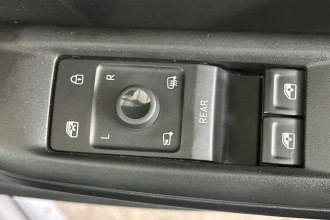 Vehicle Thumbnail 24