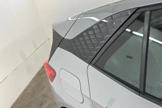 Vehicle Thumbnail 37