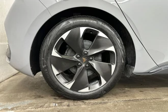 Vehicle Thumbnail 11